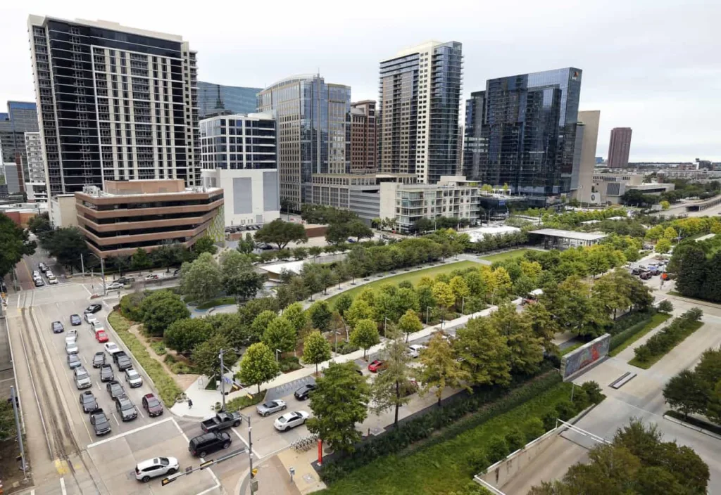 Thumbnail Image of Klyde Warren Park in Estate of Hidden Creek